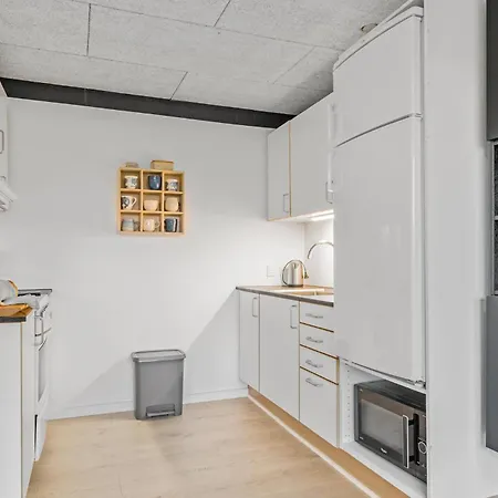 Gorgeous In הדרסלב